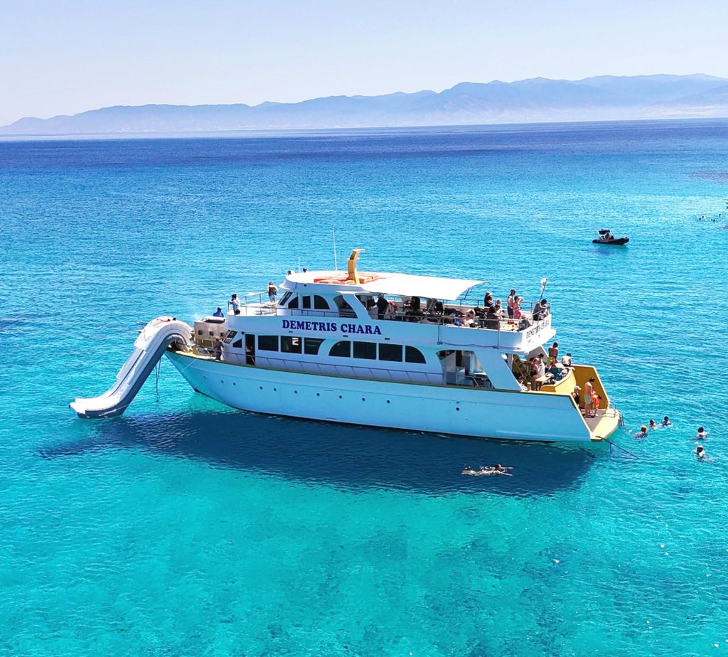 Latsi: Blaue Lagune Bootsausflüge mit traditionellem BBQ