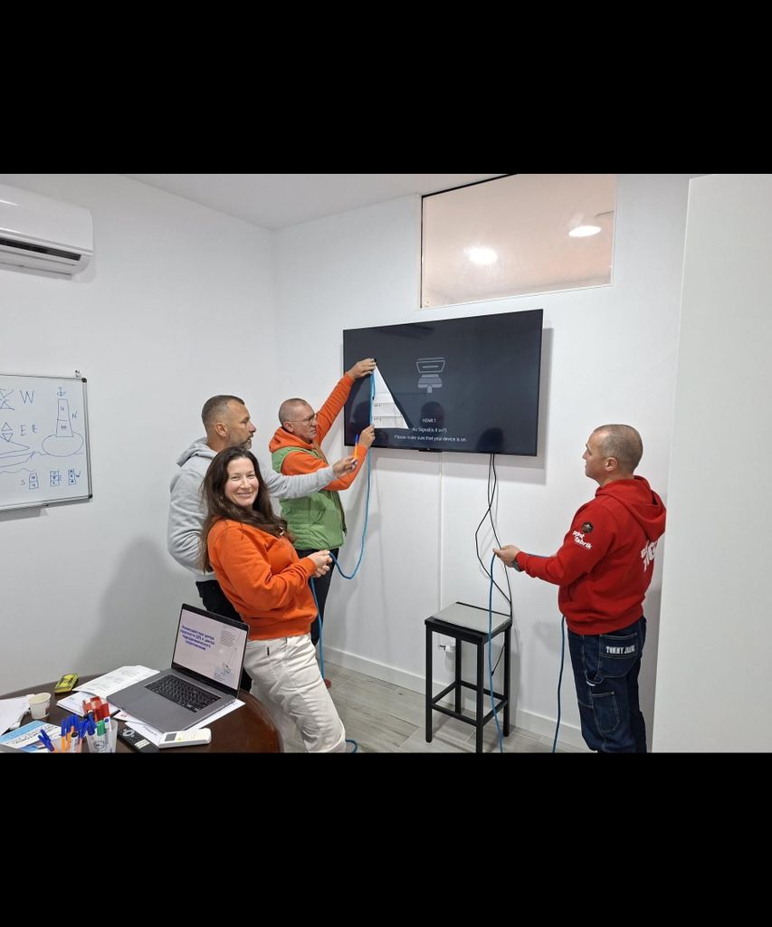 Torrevieja: 4 Stunden theoretischer und praktischer Kurs und Bootsführerschein