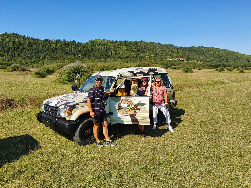Von Cavtat aus: Konavle Tal Off-Road Jeep Safari mit Mittagessen