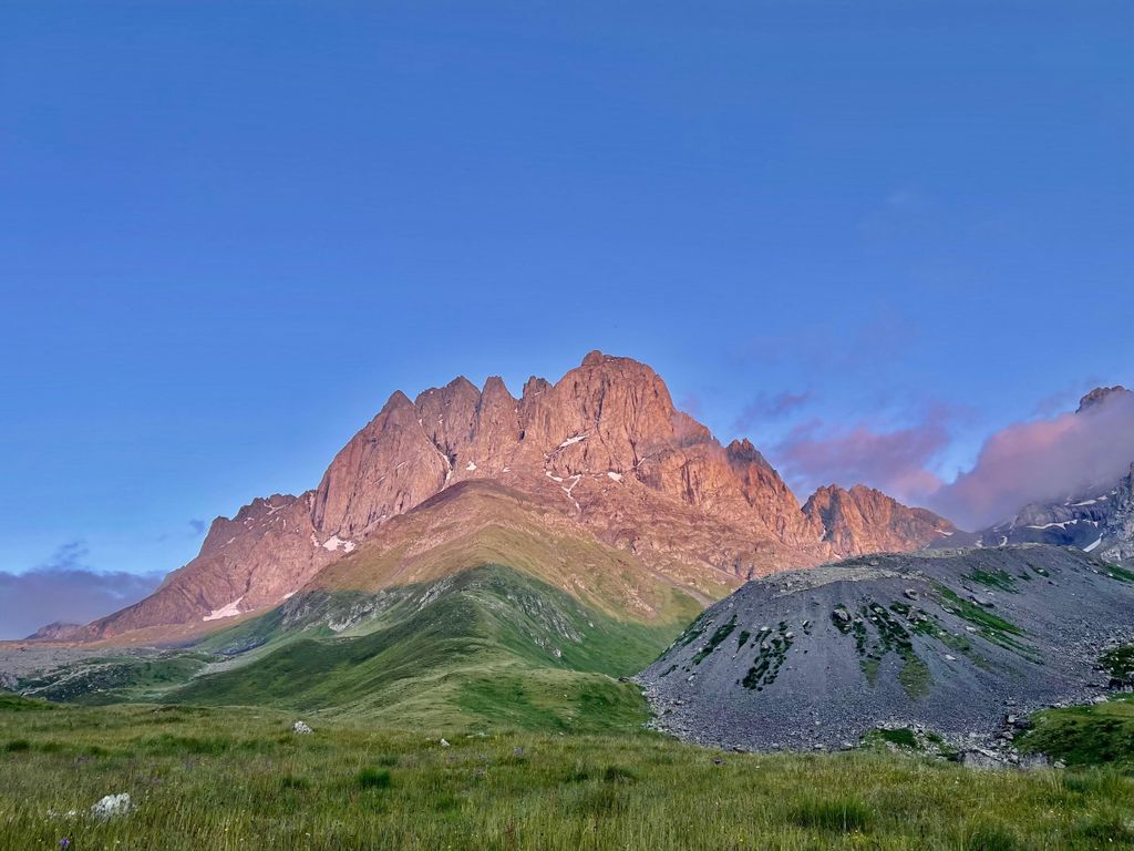 Kazbegi Region: Tageswanderungen