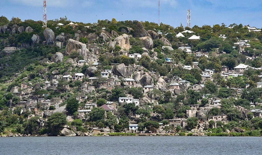 Mwanza: Wanderabenteuer in der Felsenstadt mit Abholung