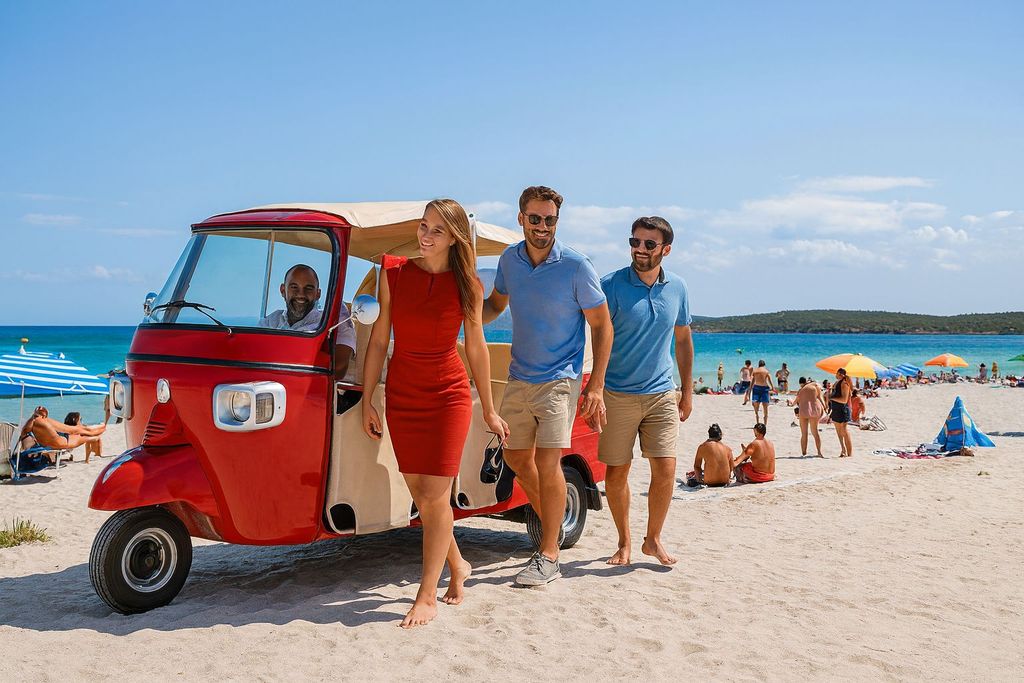 Olbia: Private Tuk-Tuk-Tour mit Halt am Pittulongu-Strand
