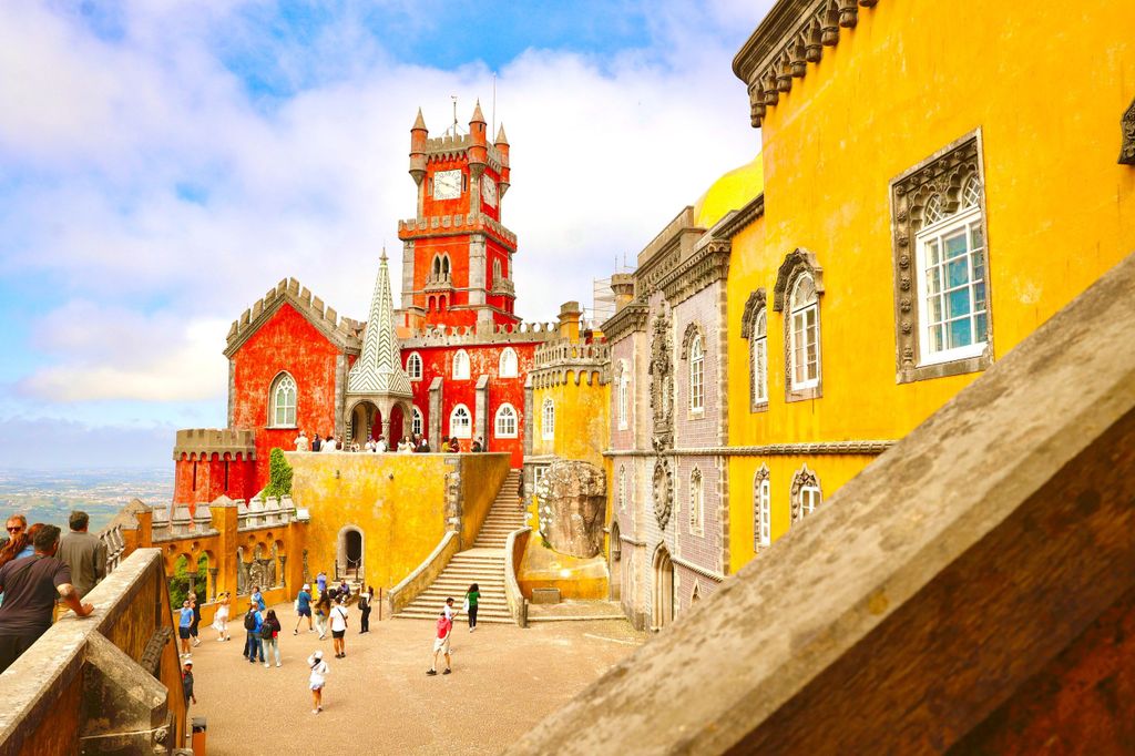 Lissabon: Tagestour nach Sintra, Pena, Cascais und Cabo mit Tickets