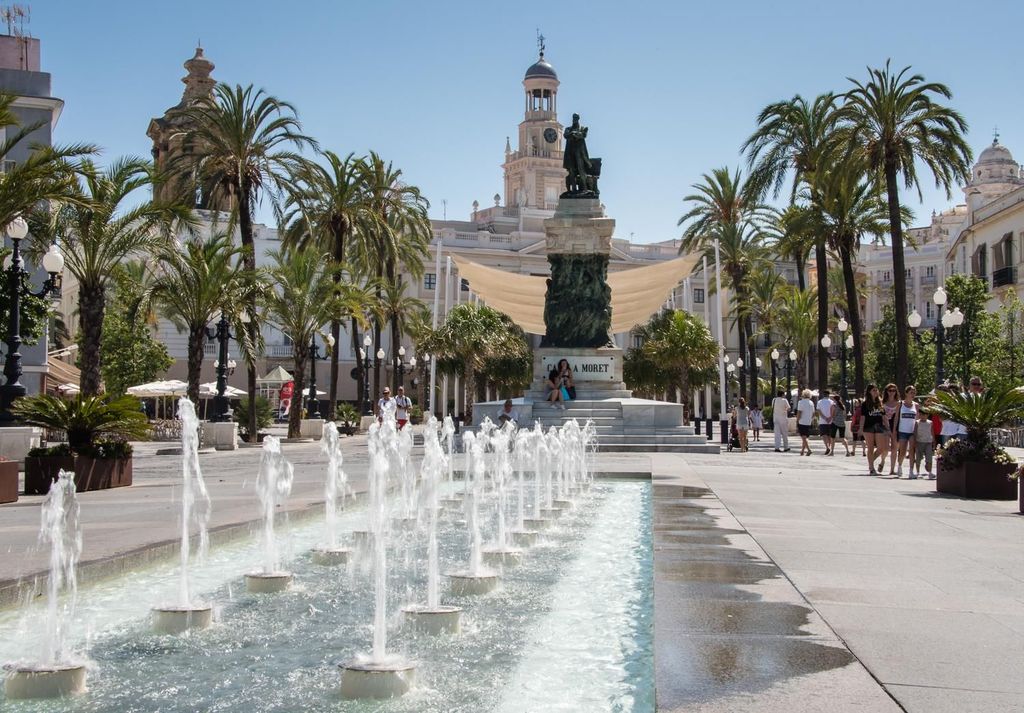 Exklusives Sherry-Erbe & Cádiz-Bucht-Erlebnis