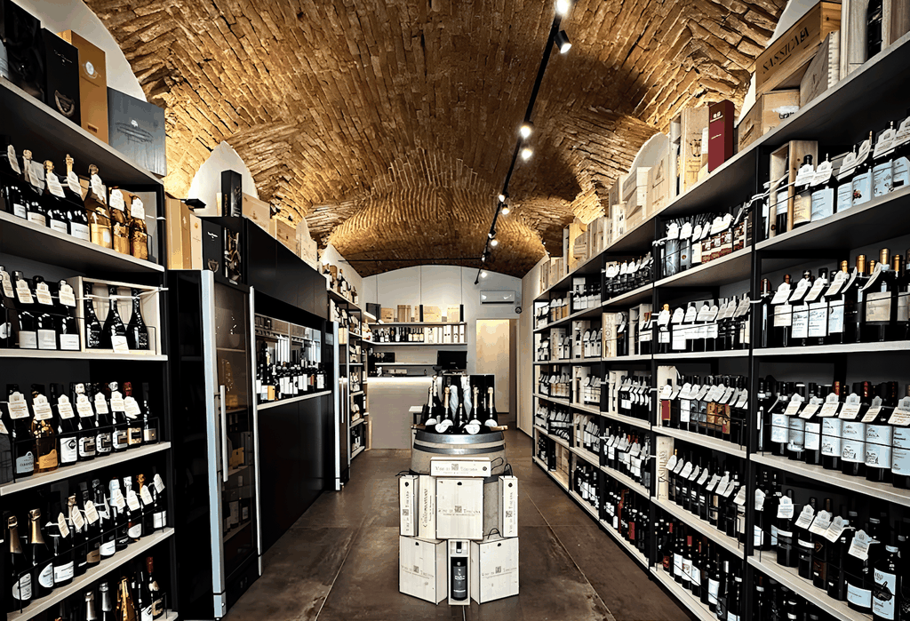 Arezzo: Weinprobe mit einer Auswahl toskanischer Produkte in der Weinhandlung