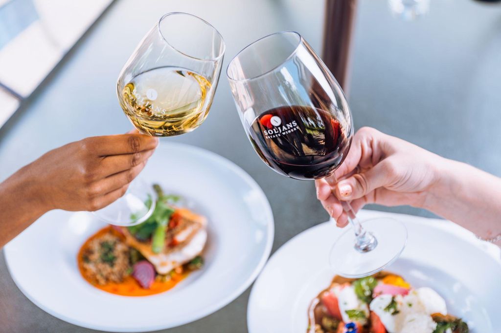 Auckland: Luxuriöse Kumeu-Weintour mit Gourmet-Mittagessen