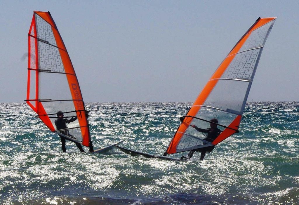 Costa del Sol: Einsteigerkurs Dynamisches Windsurfen