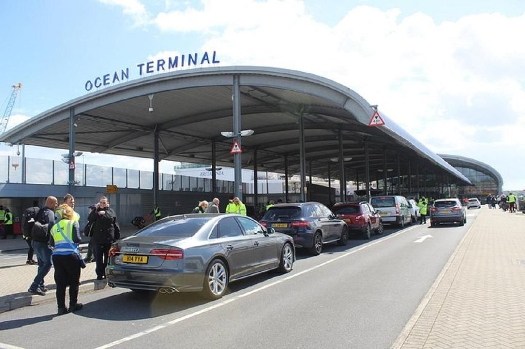 Southampton Kreuzfahrthafen nach London oder LHR Privattransfer