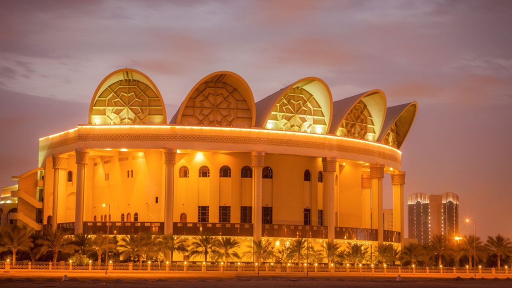 Halbtägige Städtetour mit Museum und Besuch der Bahrain Bay