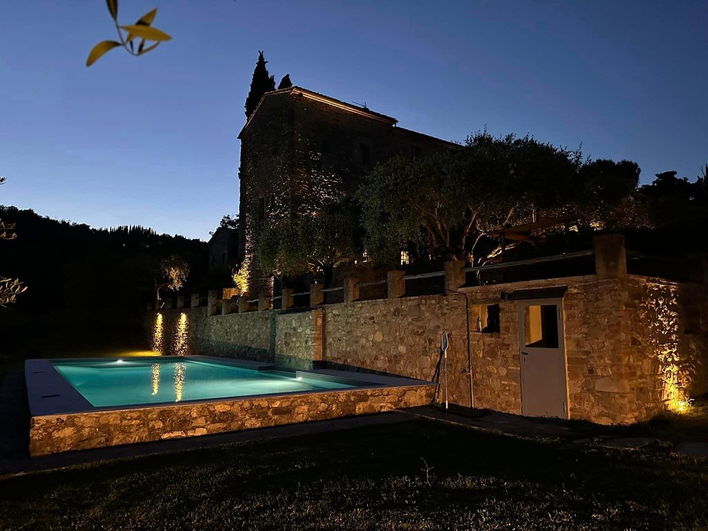 Cardaneto: Nacht im Schloss und Tour mit der Geschichte des Geistes