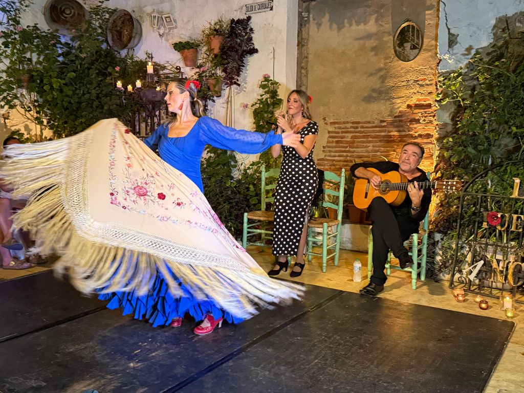 Ayamonte: Live-Flamenco-Show im Tablao La Puerta Ancha