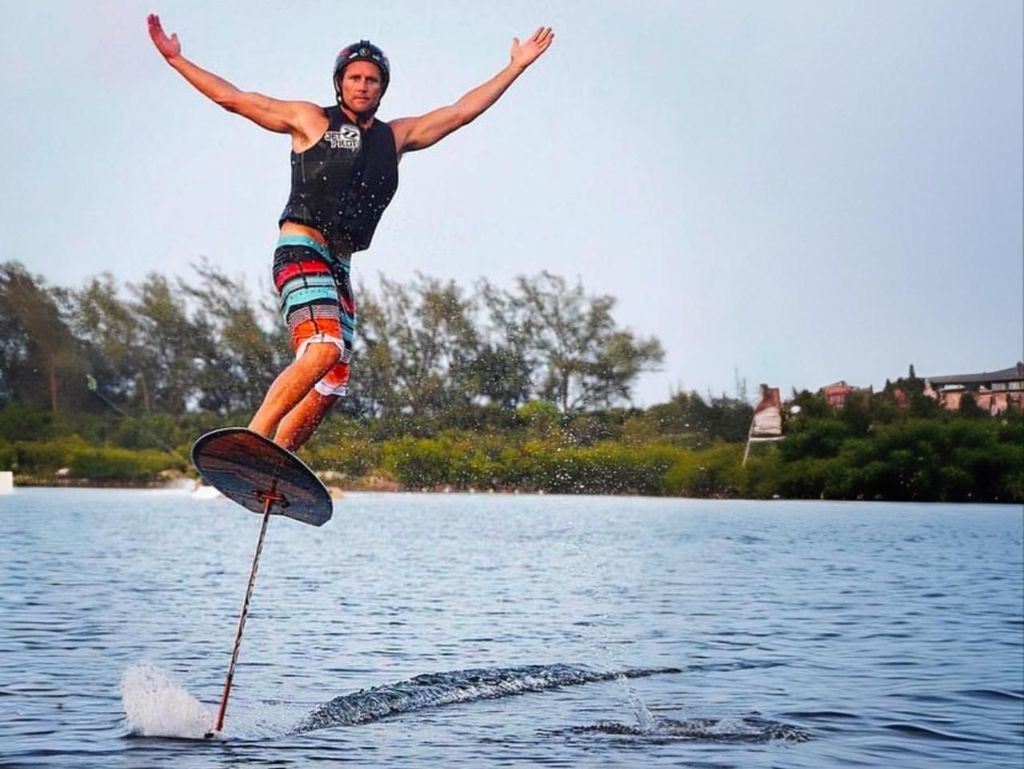 Marathon: Einführung in das Foilboarding Erlebnis