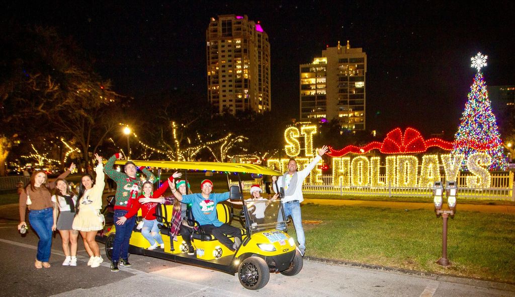 St. Pete: Weihnachtslichter-Tour im Golfcart