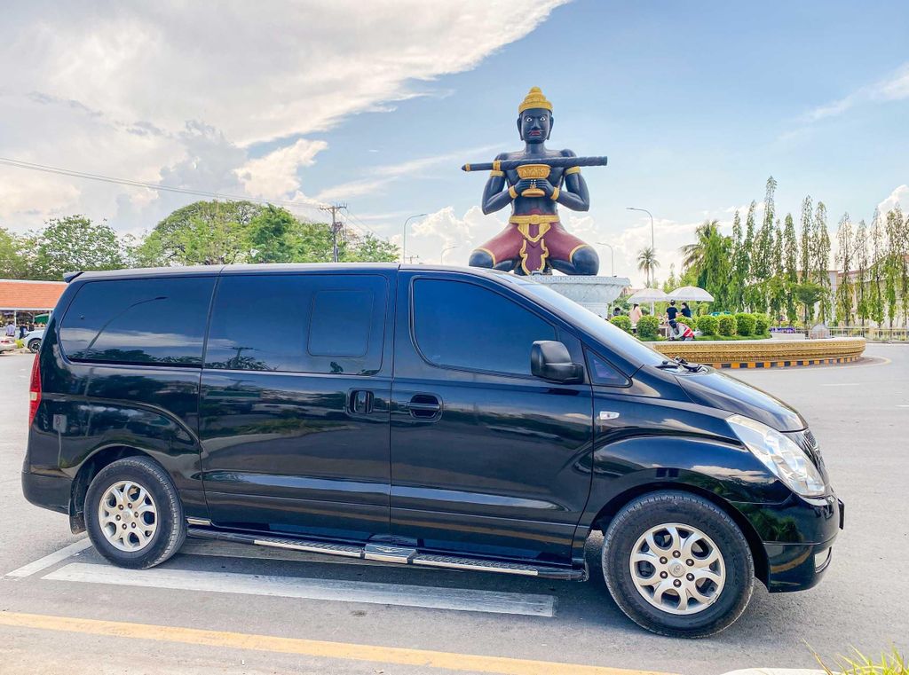 Privater Transfer von Battambang nach Koh Rong Pier Sihanoukville