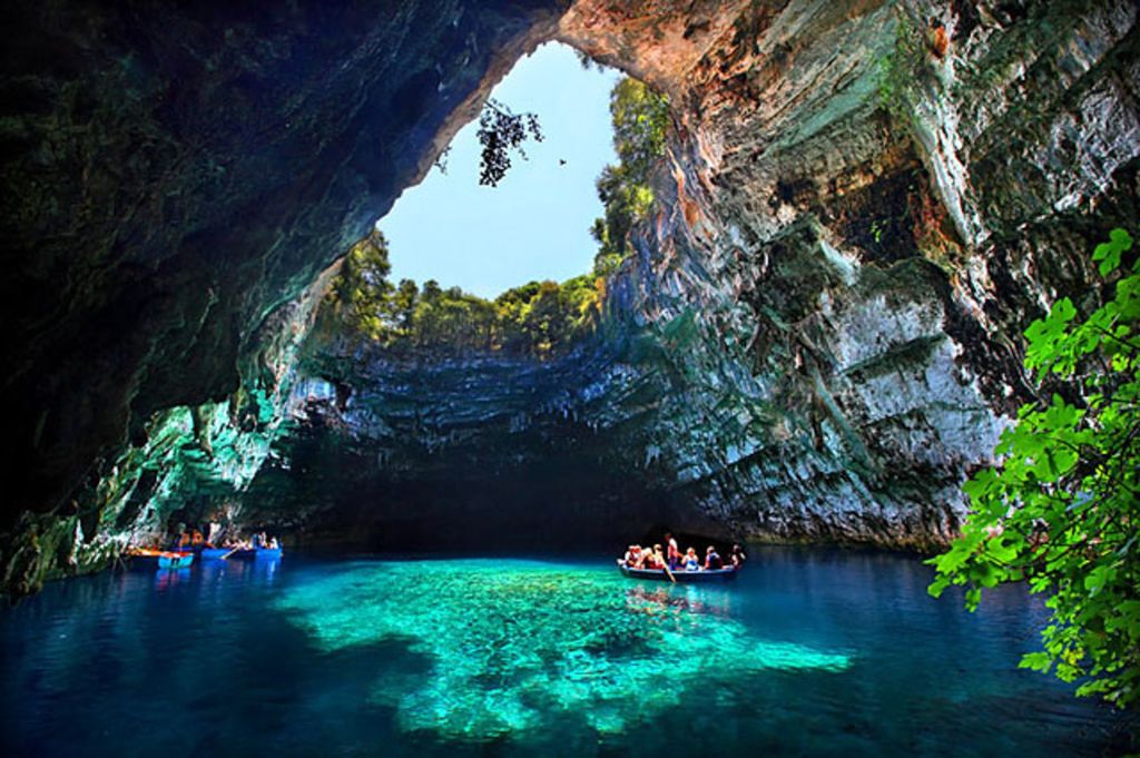 Von Zakynthos: Ganztagestour mit Bus und Boot auf die Insel Kefalonia