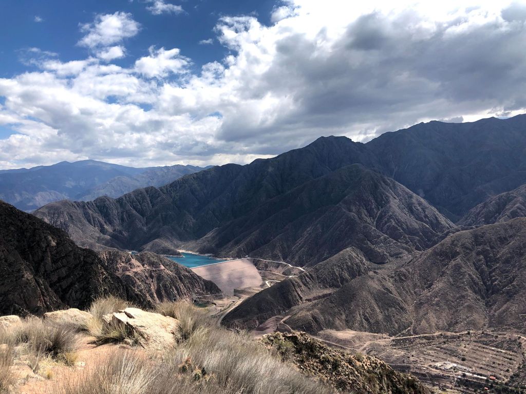 Cacheuta: Trekking, Abseilen & Besuch des Thermalwasserparks