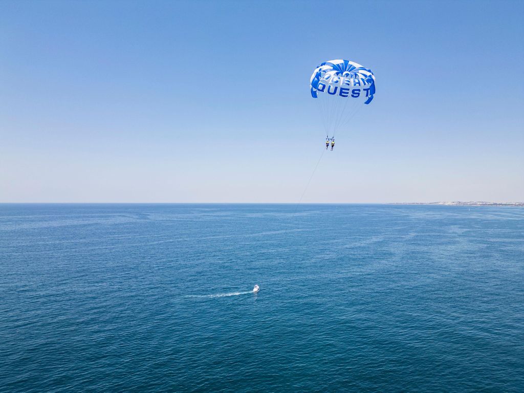 Parasailing in Vilamoura