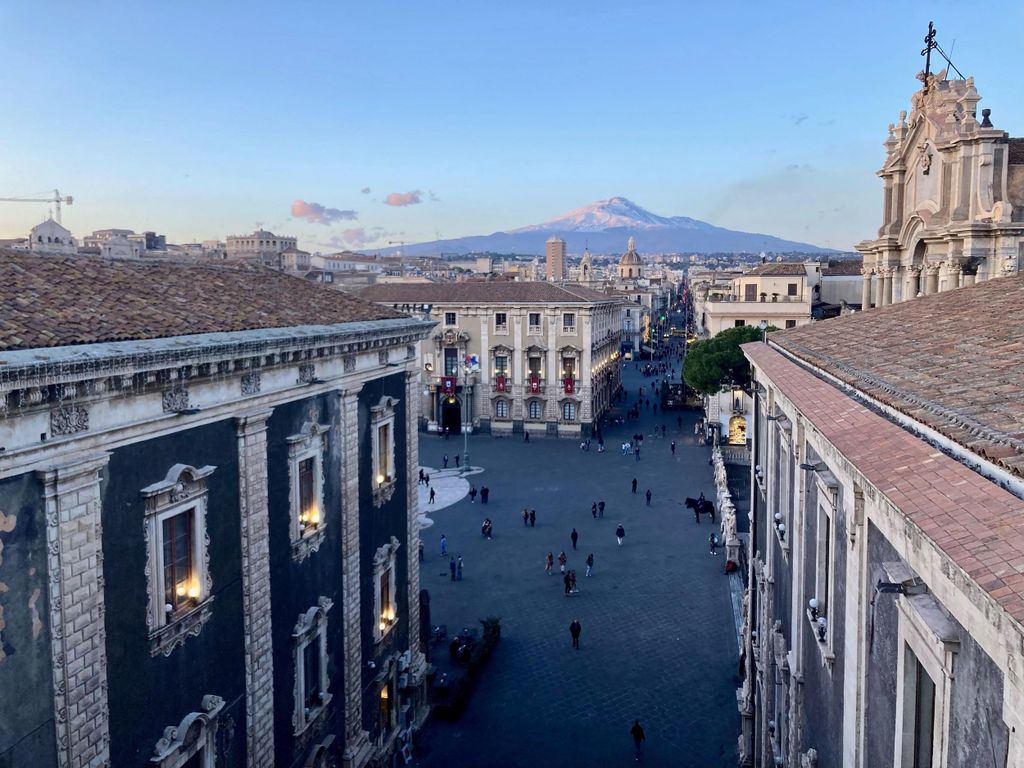 Catania: Das Herz der Stadt - Tour guidato in Italiano