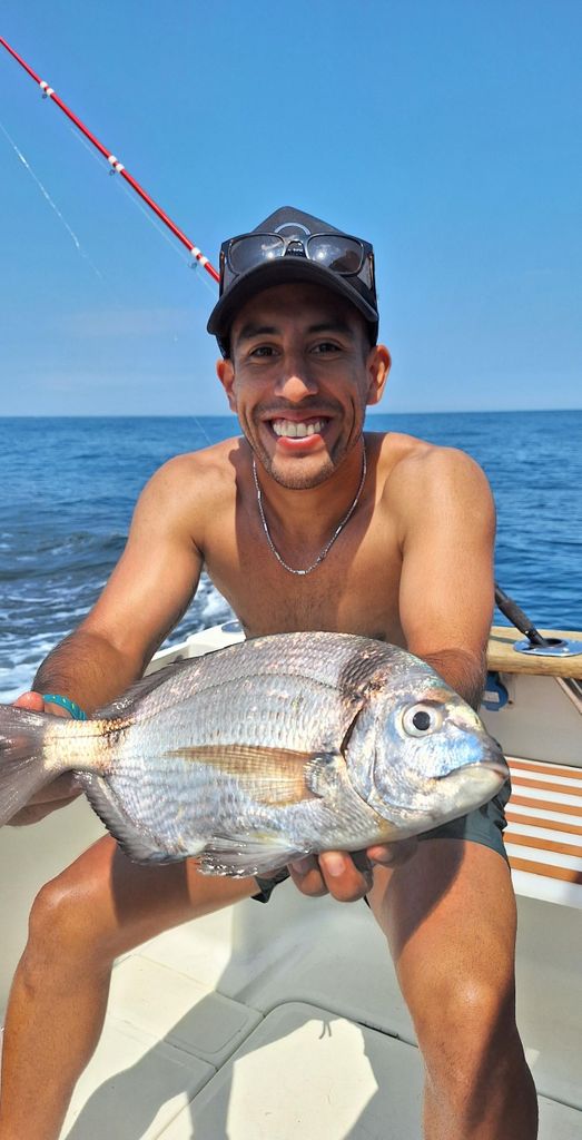 4-stündiger FISCHERTAG mit dem Boot ab Hondarribia