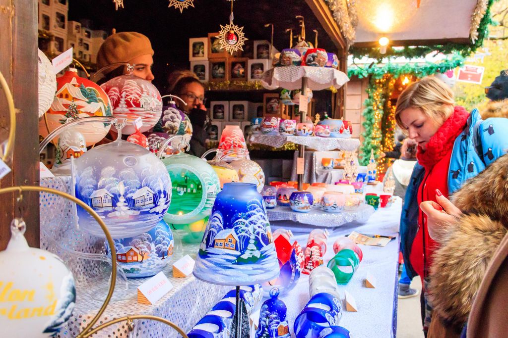 Montreux Noël Walk – Private Weihnachtstour + Glühweinbecher