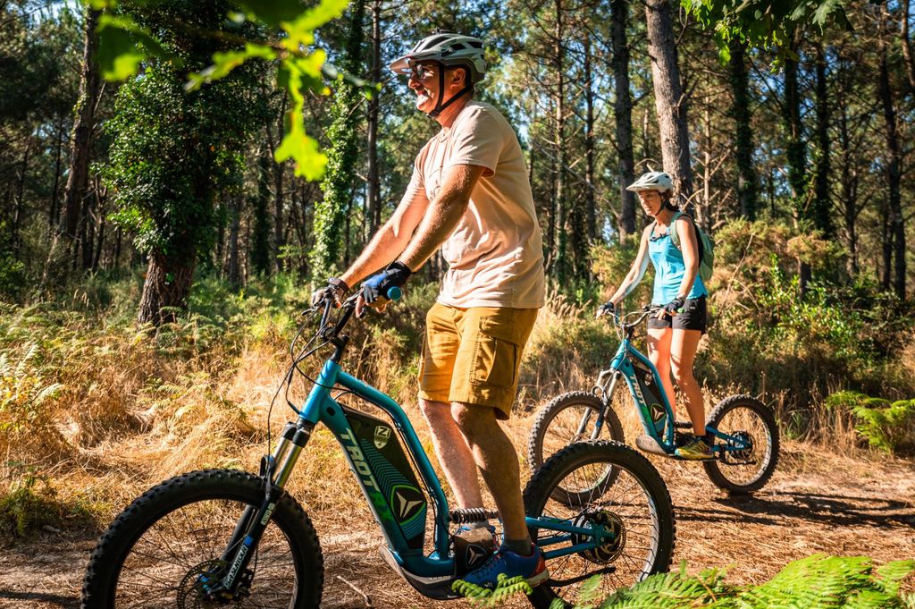 Besuche Hossegor mit einem geländegängigen Elektroroller - mit einem Führer