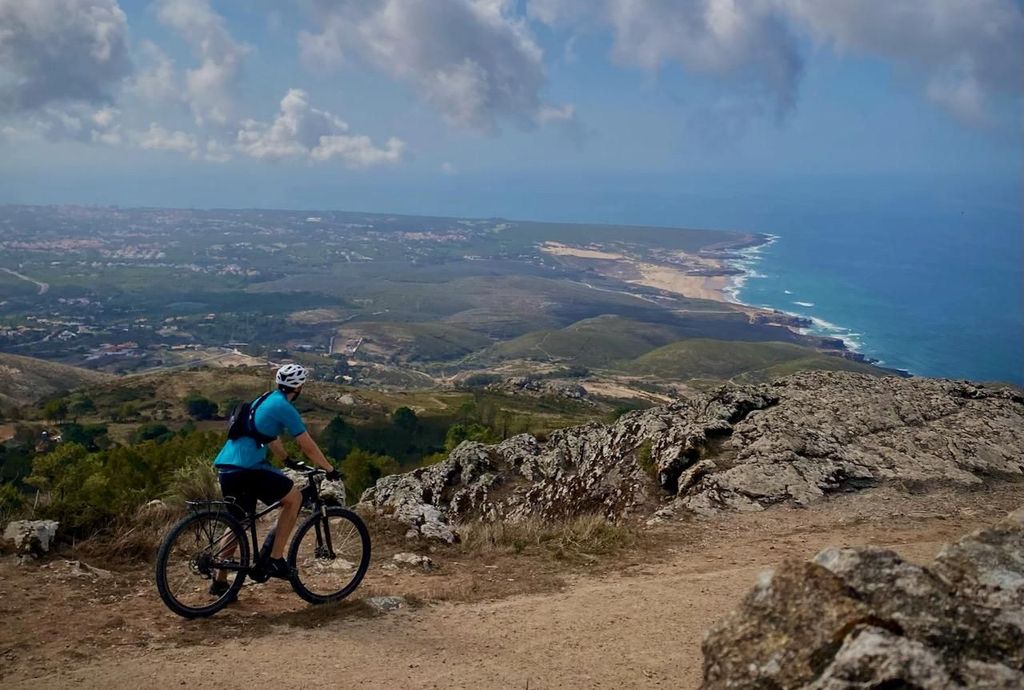 Von Cascais aus: Geführte E-Bike-Tour nach Sintra und Strand von Guincho
