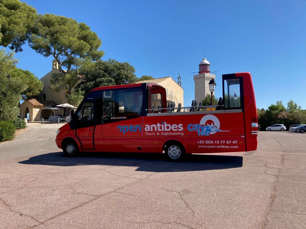 Antibes: 1 oder 2-tägige Hop-on Hop-off Sightseeing Bus Tour