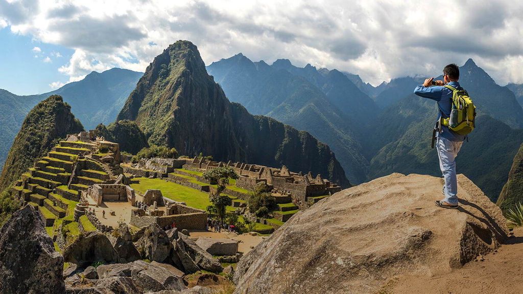Von Cusco aus: Zugfahrt und geführte Tour nach Machu Picchu