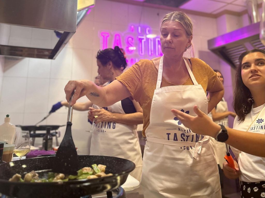 Alicante Paella-Kochkurs, Tapas, Getränke und Markt