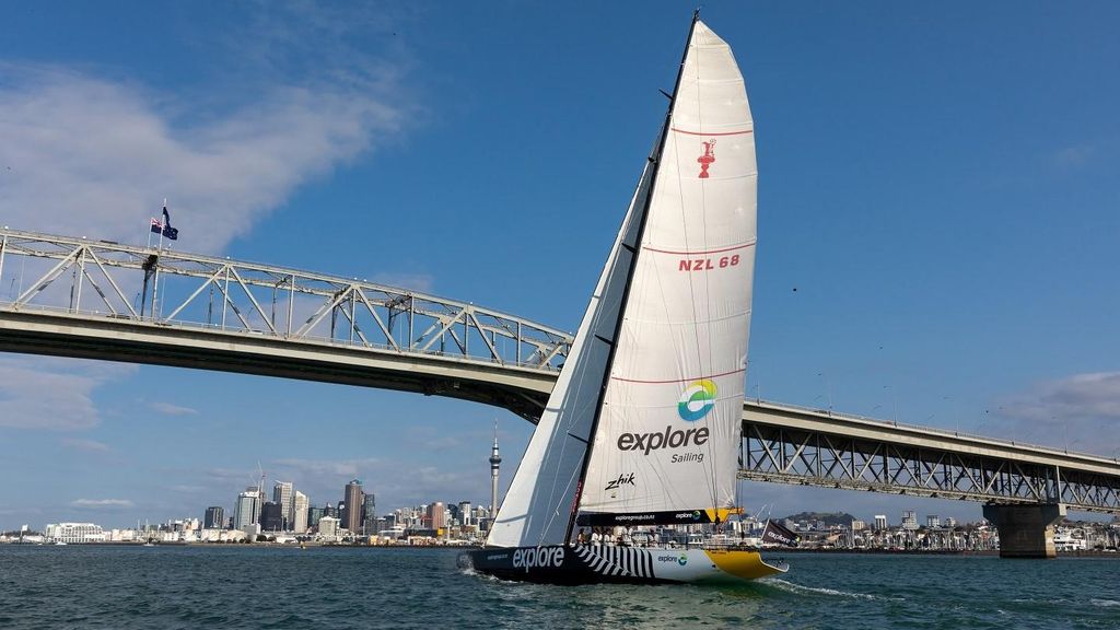 Auckland: 2-stündige Segeltour mit einer America's Cup-Yacht
