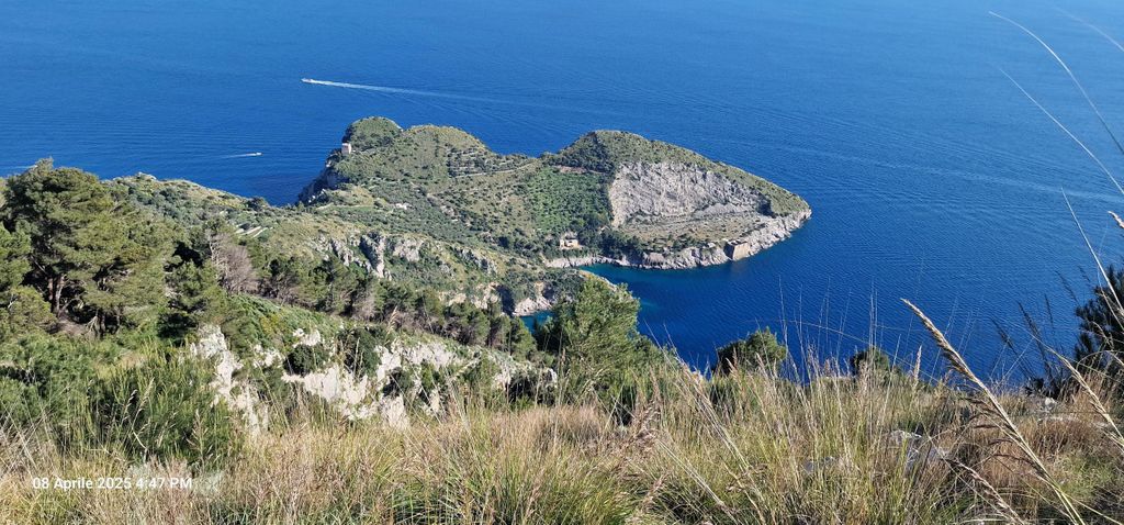 Nerano: Wanderung zur Bucht von Leranto & Schwimmen an der Küste von Amalfi und Sorrent