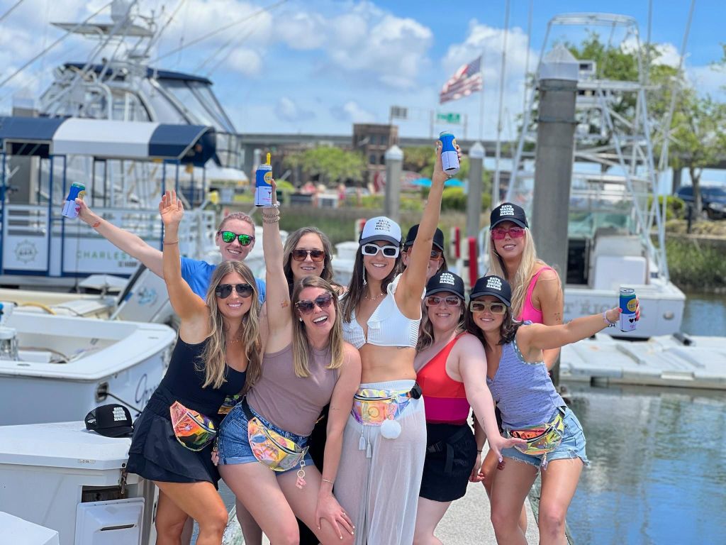 Charleston: Harbor Bar Pedal Boat Party Cruise