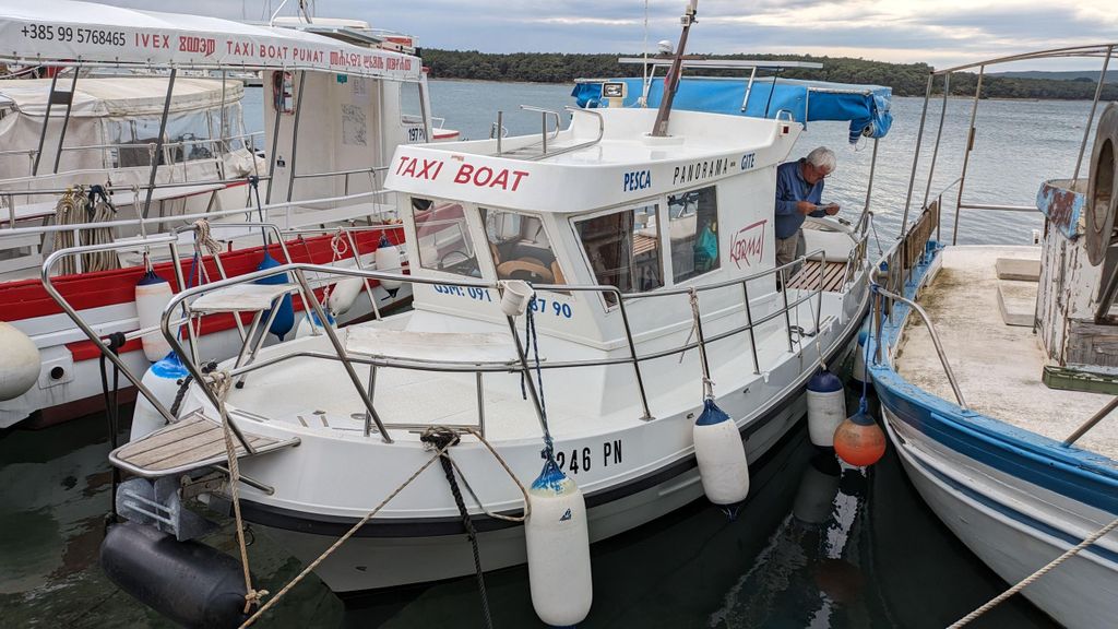 Punat-Public 3,5- oder 5-stündiger Ausflug zu wilden Buchten und Plavnik