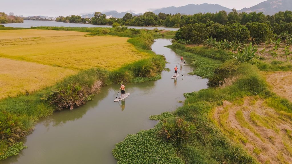 Nha Trang: Stand-up Paddleboard Tour bei Sonnenuntergang