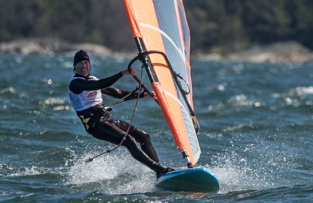 Mariehamn, Åland: Anfängerkurs Dynamic Windsurfing