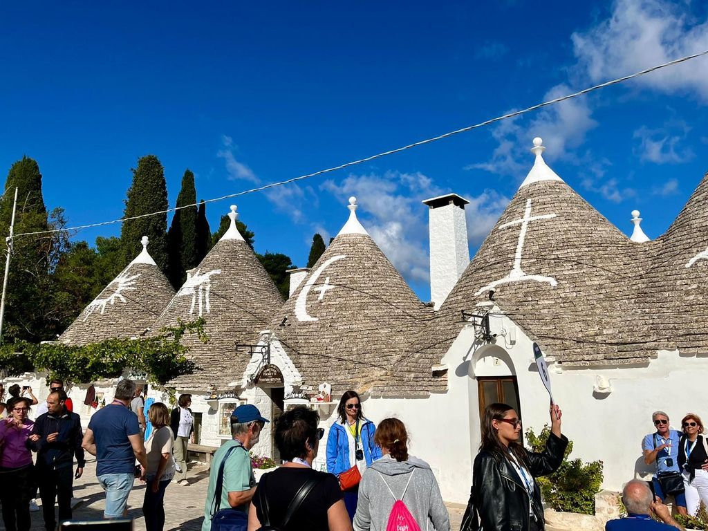 Alberobello & Matera: Geführte Tour mit Verkostung, ab Bari