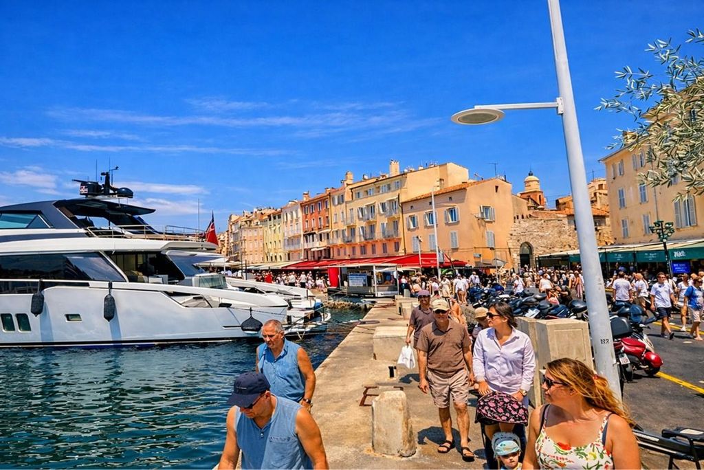Ab Nizza: Saint-Tropez-Tagestour · Estérel-Küste & Bootsüberfahrt