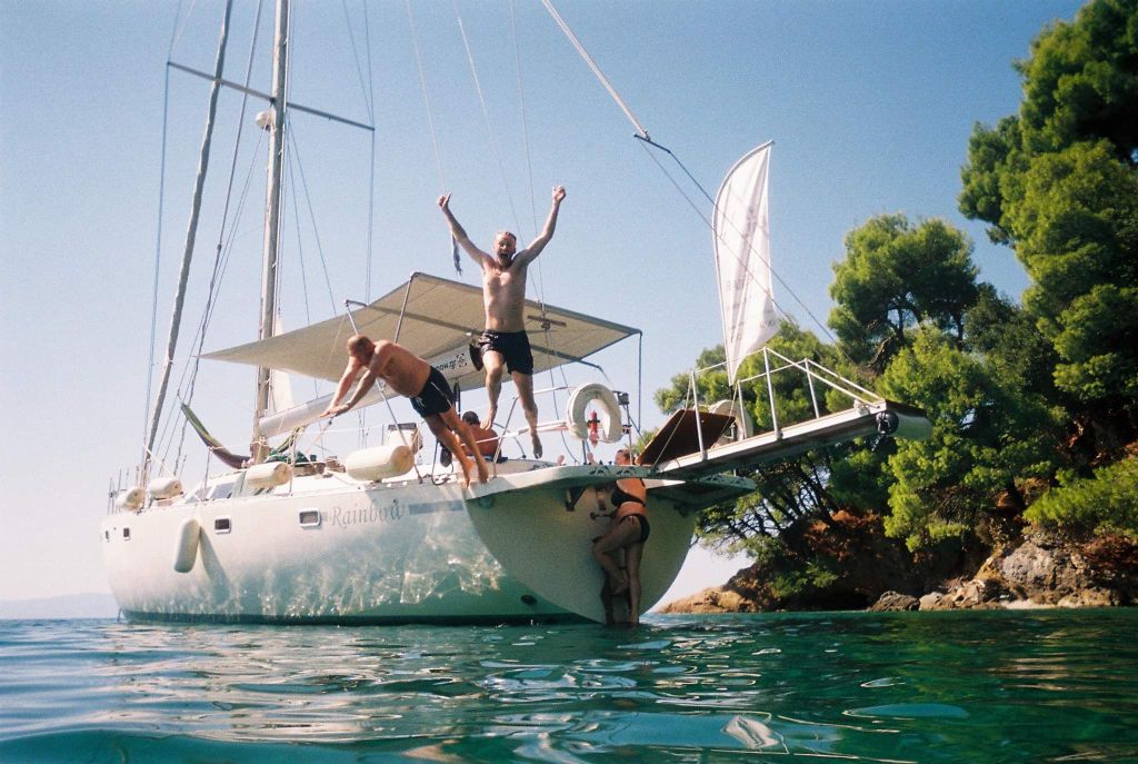 Skiathos private Touren :Segeltag mit Mittagessen an Bord,