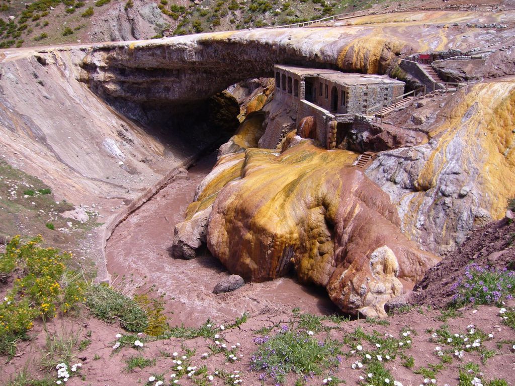 Mendoza: Ausflug in die Hochgebirgsregion mit Mittagessen