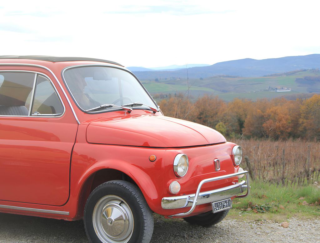 Von Castellina in Chianti: Fiat 500 Oldtimervermietung mit Karte