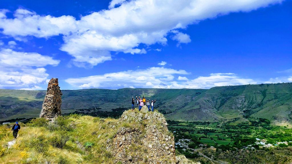 Abenteuer in West-Georgien: Tour mit Guide, Schluchten, Höhlen