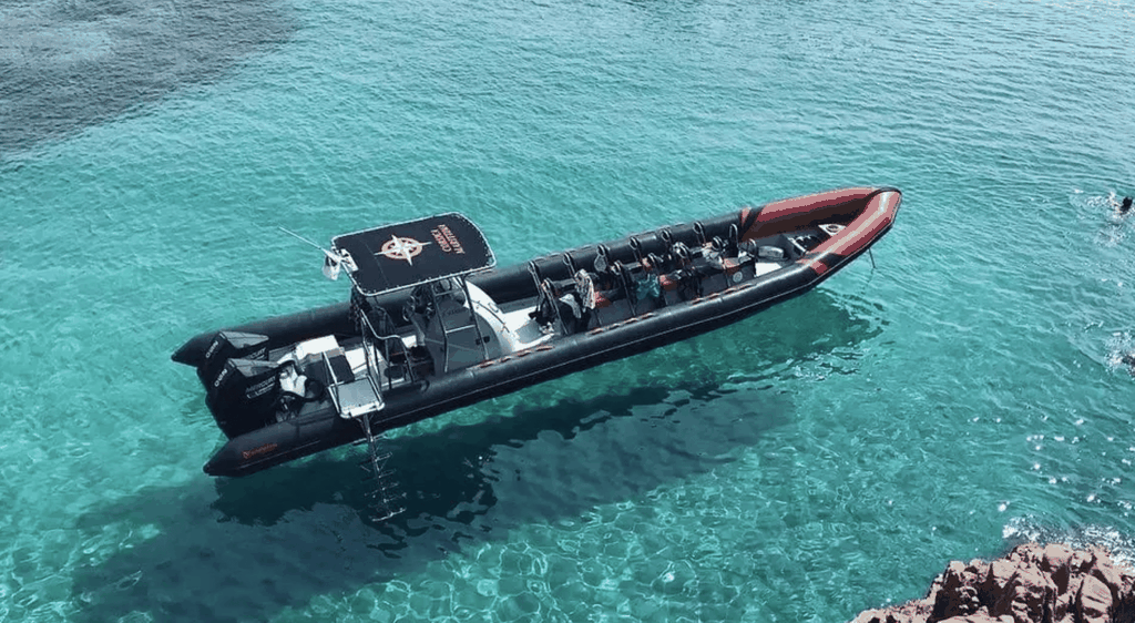 Ab Sagone/Cargèse: Piana-Höhlen & Schnorchel-Bootstour