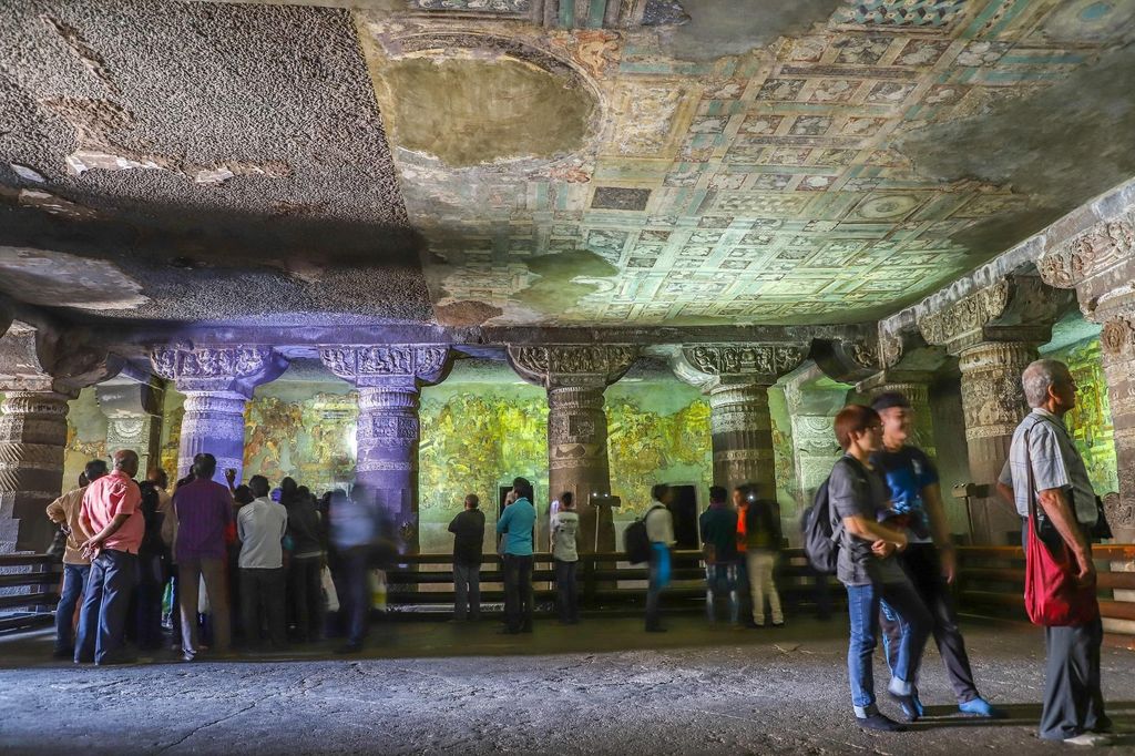 Eine Tagestour nach Ajanta & Ellora von Aurangabad aus mit Guide.