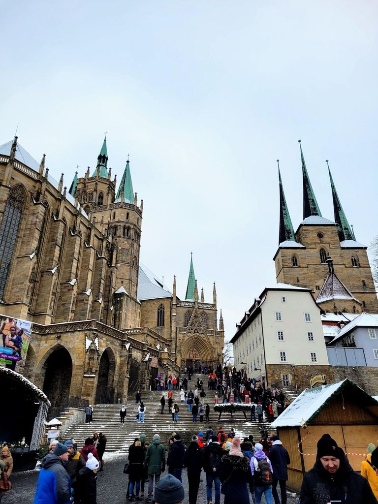 Besuch der Stadt Erfurt und ihres Weihnachtsmarktes (auf Französisch)