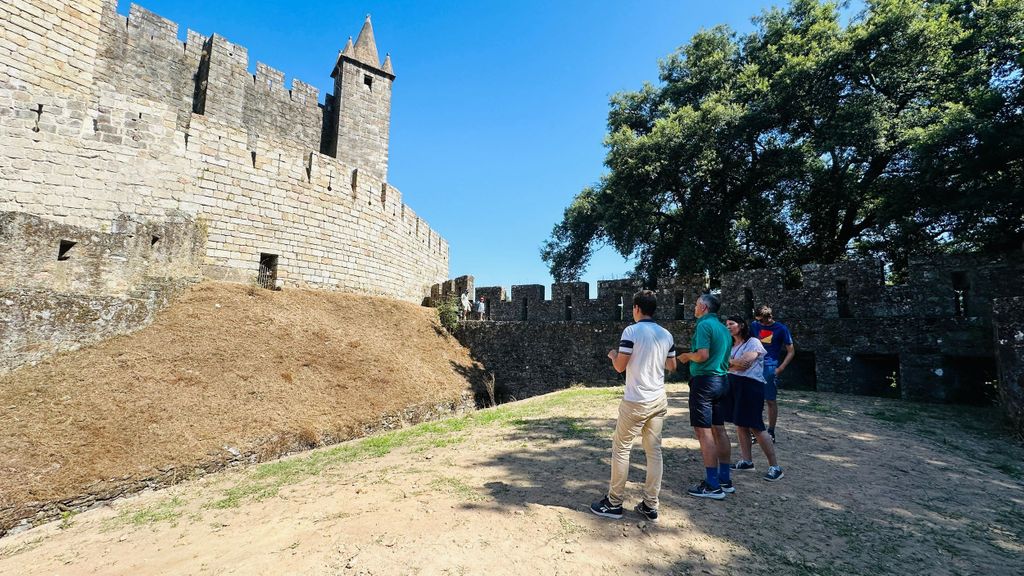 Porto: Mittelalterliche Burgen Portugals – Ganztägig, alles inklusive