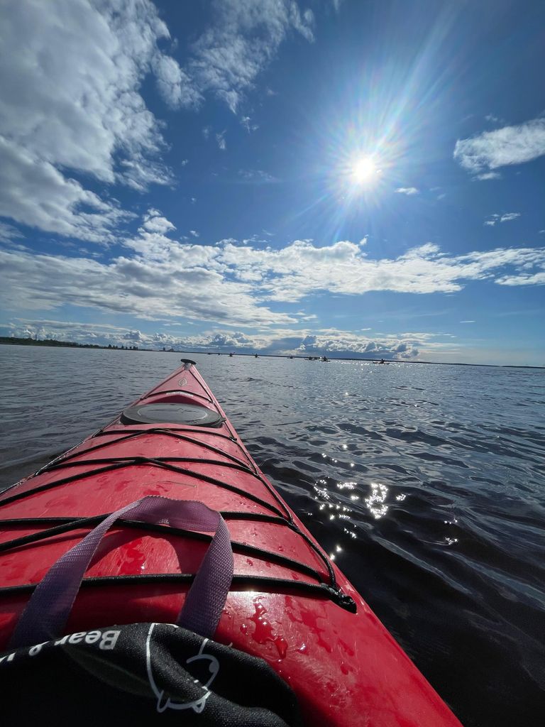 Oulu: Kajakfahren in der Mitternachtssonne