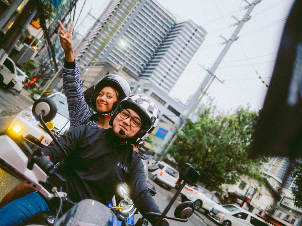 Makati: Foodtour mit dem Motorrad, kuratiert von einem Koch