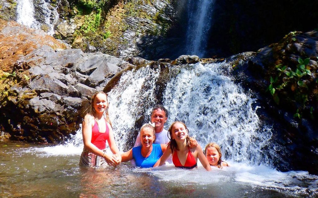 Von Guayaquil aus: Nebelwald/Wasserfälle Private Tour & Mittagessen