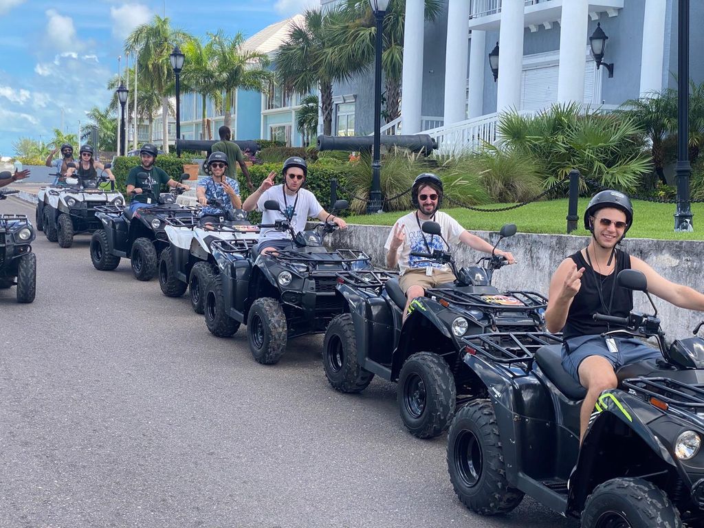 Nassau: Quad-Tour mit bahamaischem Mittagessen