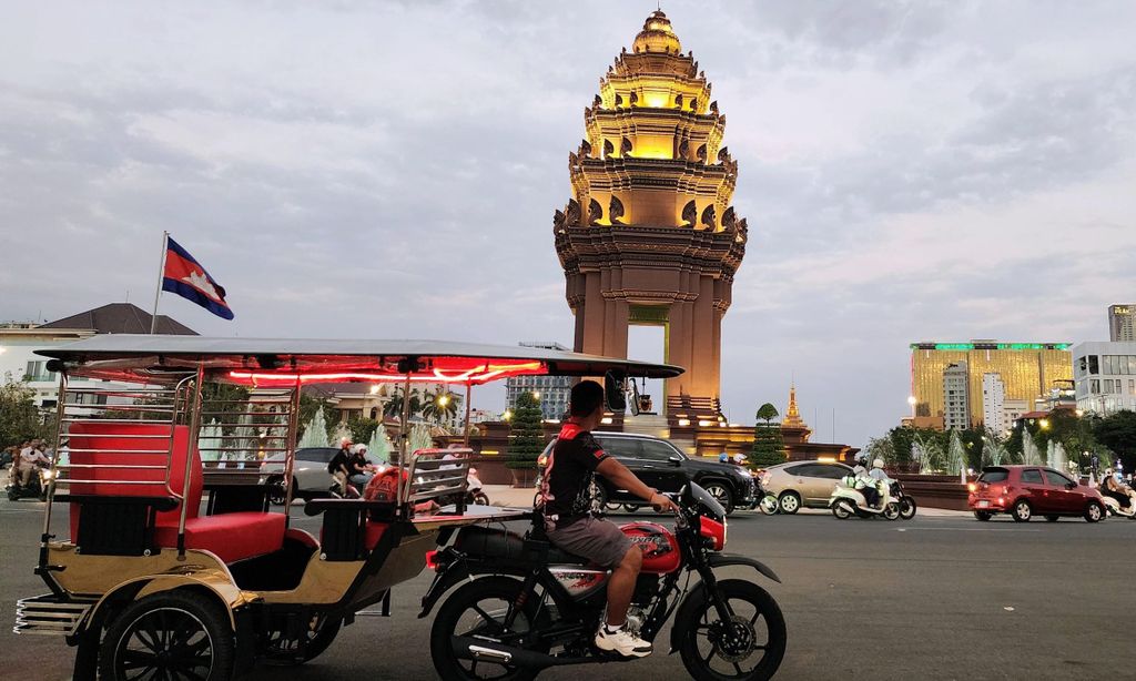 Wir besuchen 9 Orte in 3 Stunden mit einem traditionellen khmerischen Tuk-Tuk.